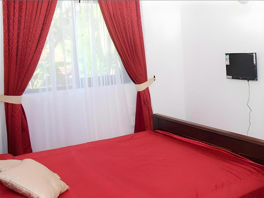 The Mgs Hotel Elpitiya  Exterior photo
