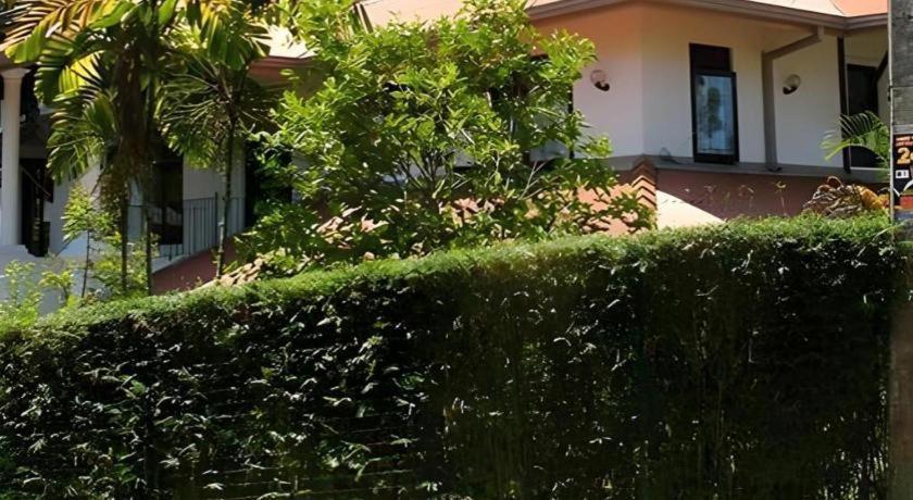 The Mgs Hotel Elpitiya  Exterior photo