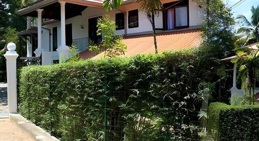 The Mgs Hotel Elpitiya  Exterior photo