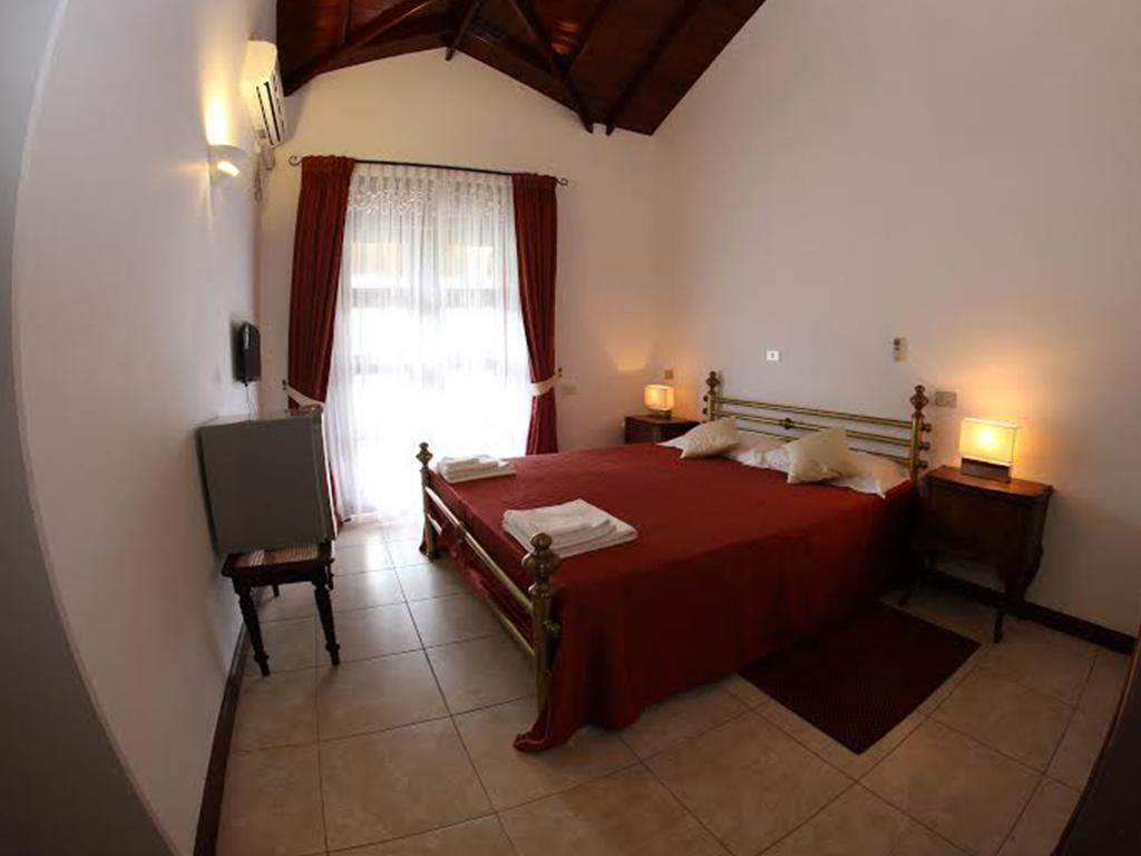 The Mgs Hotel Elpitiya  Exterior photo
